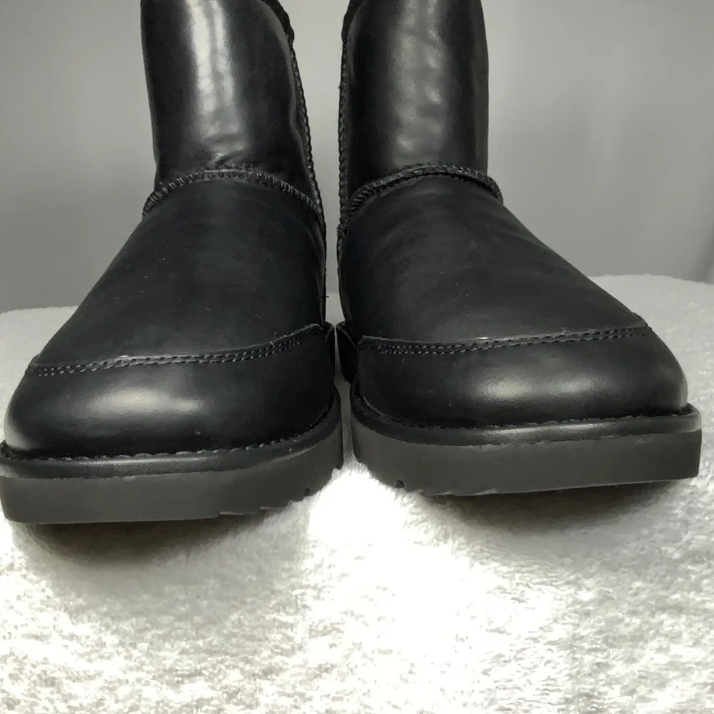 NWT - UGG Men's 3.1 Phillip Lim Classic Mini - SIZE 8